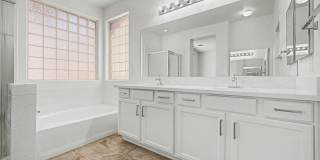 Renovated Single Story home with 3 Car garage in Henderson! Gallery 18