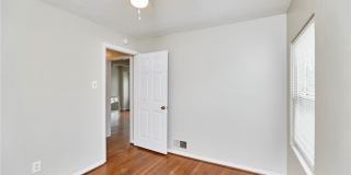 10214 Saint Anthony Lane Gallery 14