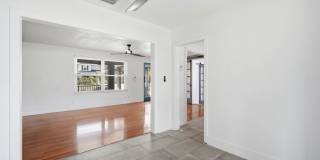 Beautiful S. Tampa 3BR/2BA remodeled home with covered parking in sought out school district. Gallery 12