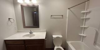 Stadium Commons Upper Unit Gallery 27