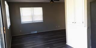 Beautiful Three Bedroom, One and a Half Bath Gallery 3