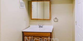 2097 Summit Street Gallery 13