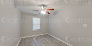 2103 Perry Street Gallery 16