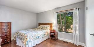 417 Bayview Avenue Gallery 13
