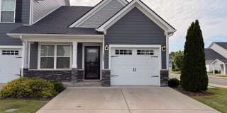 Gorgeous 2 BR 2.5 Bath End Unit Townhome - Available Now in Murfreesboro! Gallery 1