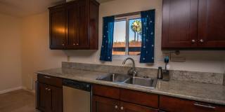 Cozy 2BD/2BA in Carlsbad Village Gallery 9