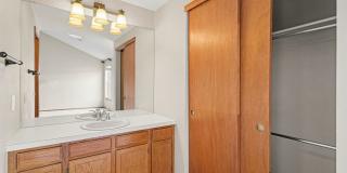 Beautiful Littleton Townhome | 2 Bed + 3 Bath | Nearly 2,000 Sq Ft | Prime Location Gallery 16