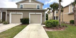 Newer Townhome in Ideal Location Newer Townhome in Ideal Location Gallery 1