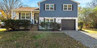 124 Grenadier Drive Gallery 1
