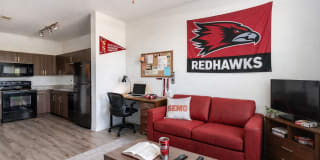Hawks Landing Apartments - Co-Living Gallery 3