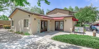 Avery at TownCentre Gallery 11