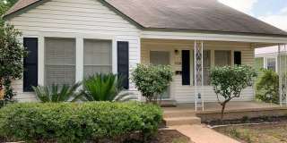 Gorgeous 1940's home in Central Austin! Gallery 1