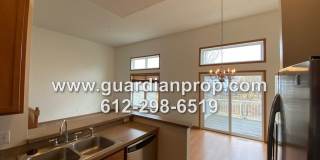 Townhouse Available October 1, High Ceilings, Open Floor Plan, Lower Family Room w/Fireplace, Balcony Townhouse Available October 1, High Ceilings, Open Floor Plan, Lower Family Room w/Fireplace, Balcony Gallery 8
