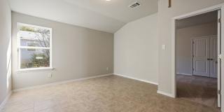 Gorgeous Newer Home with Country Feel in Lago Vista - Luxe life by the Lake Gallery 13