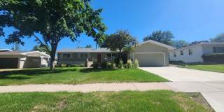 805 E 32nd St Sioux Falls, SD Gallery 1