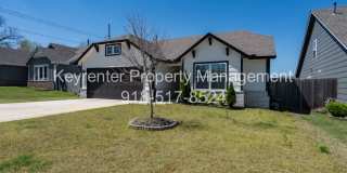 3 Bed | 2 Bath in Broken Arrow! Gallery 1