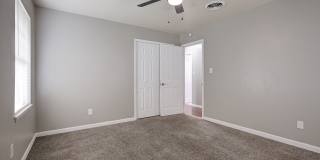 1208 Avondale Drive Gallery 27
