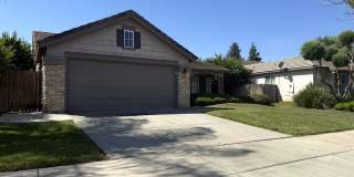 Available Now! Spacious home located in North Merced Gallery 3