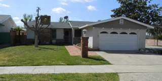 1306 E Mayfair - Students Welcome - Available 6/1/2026 Gallery 1