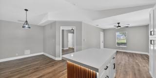 351 NW 8th Avenue Gallery 7