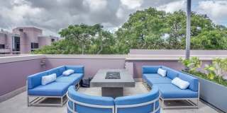 Luxurious 2 bed/2bath/2 parking Fully Furnished in One Waterfront Towers Gallery 19