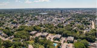 Meadow Lane Apartments Gallery 3