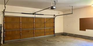 Wonderful Home in Campus West! Gallery 26