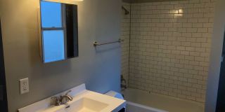 Spacious 4 Bedroom 2 Bathroom Home in Minneapolis! Gallery 6
