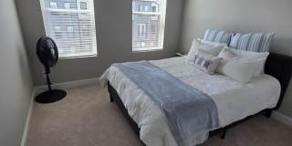 1250 Coach Station Alley Gallery 18