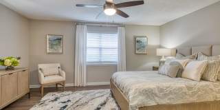 Holly Point Apartments Gallery 55