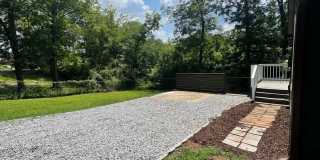 Charming Fully Renovated 2BR/1BA Near Both Hospitals – Washer/Dryer Included! Gallery 24