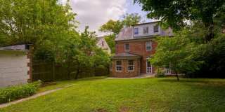 Charming & Spacious Colonial in N Cleveland Park w/Park-Like Rear Garden & Detached Garage Gallery 13