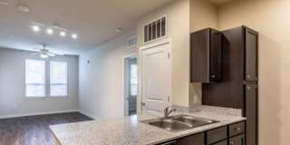 323 W Mitchell St, #610 Gallery 10