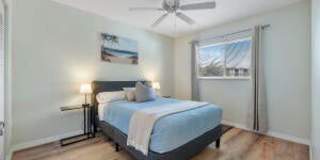 2236 North Cypress Bend Drive Gallery 7