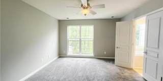 8513 Gateway Road Gallery 27