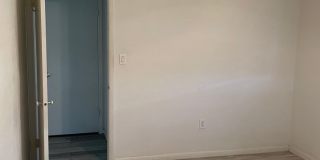 Convenient Port Charlotte Location! Gallery 10
