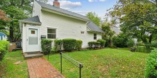 Charming Updated 4BR/2BA Cape Cod in Twinbrook- Rockville Gallery 1