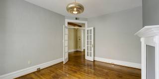 Large 6 BR 4.5 Bath Townhome in Columbia Heights Gallery 8