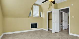 Charming 4-Bedroom Home near Downtown SA! Charming 4-Bedroom Home near Downtown SA! Gallery 15