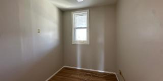 213 Pawling Avenue Gallery 9