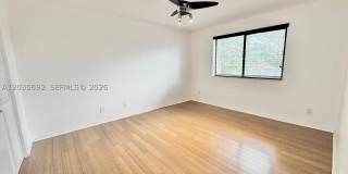 1415 SW 110th Way Gallery 24
