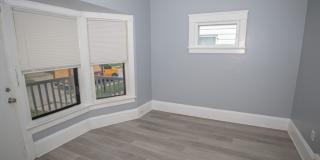 Newly Renovated 4BR/2BA - 1215 E 113th St Gallery 18
