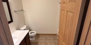 1 Bedroom Apartment with Garage! Gallery 15