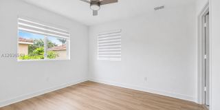 2448 SE 10th Ct Gallery 21