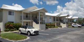 4920 Chiquita Blvd S Gallery 1