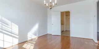 Spacious Tuscany/Canterbury 1bd/1ba Condo with W/D! Available 8/14 Gallery 11