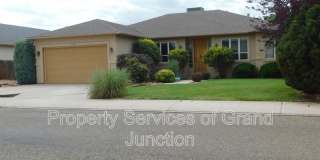 566 Garnet Drive Gallery 1
