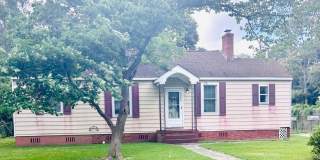 Charming 2 Bedroom Home in Hanahan's Highland Park neighborhood! Gallery 1