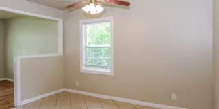 1803 Canterbury Circle Northwest Gallery 4