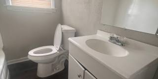 Newly Renovated Unit in Heart of Memphis Gallery 13